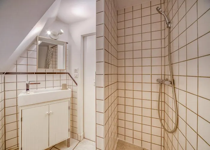 Le Petit Jaures - Gare / Tram גרנובל